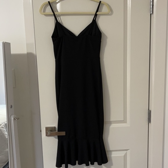 Worn once/ Frilly bottom fitted dress - Picture 2 of 2